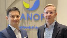 Sanofi Anthony Jones and Health2Sync Ed Deng